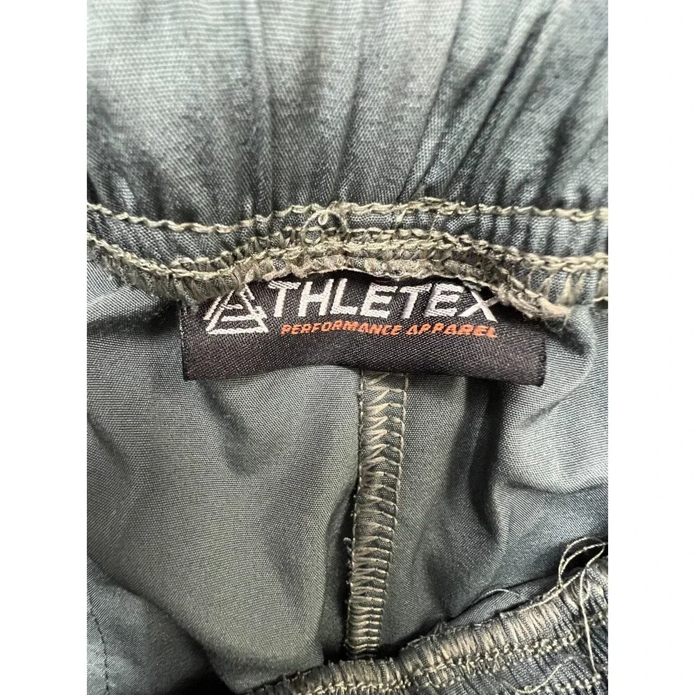 Athletex - Men's Workout Shorts - S - Green, Pockets